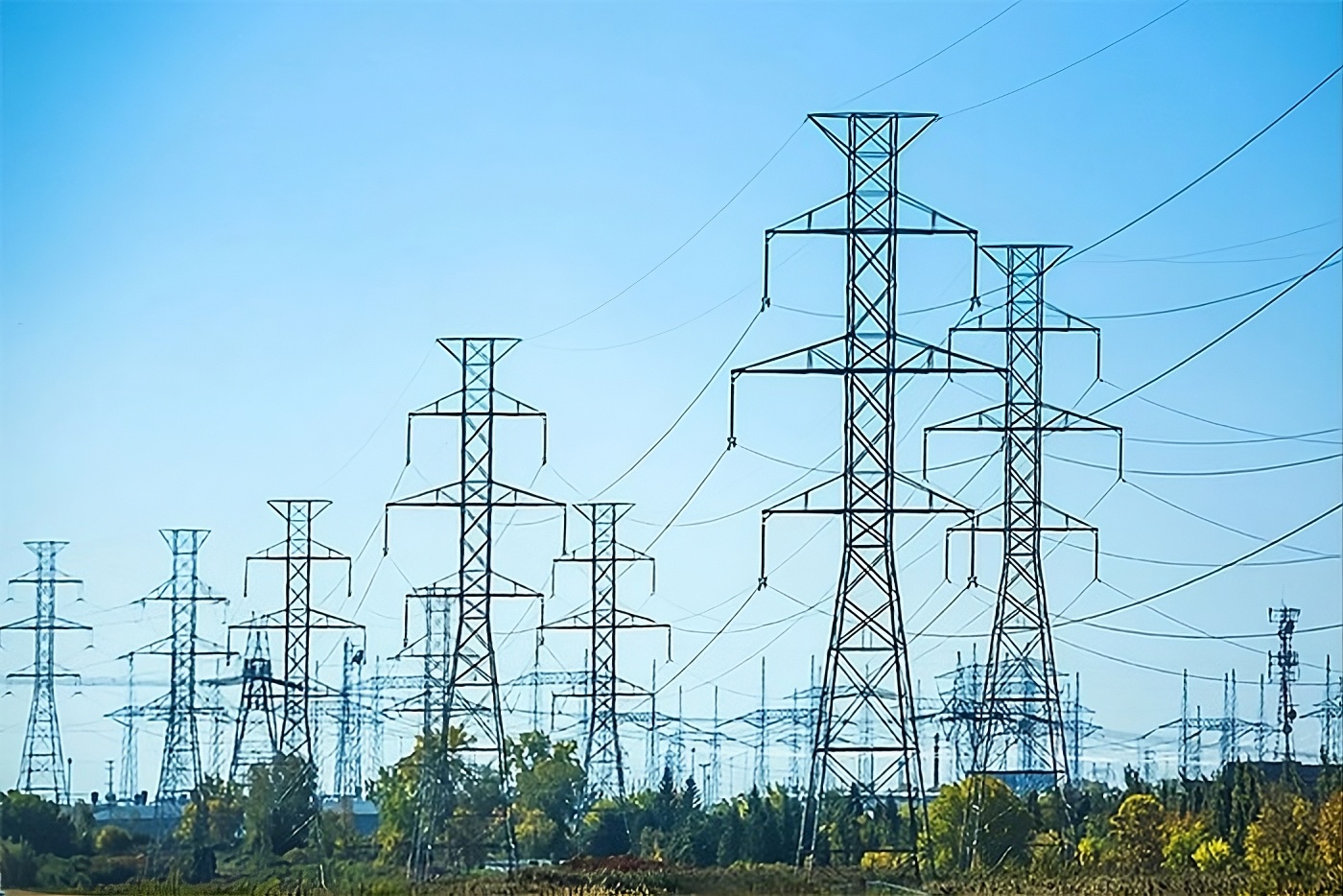 Ruhiges Landschaftsmotiv für Planung von Leitungstrassen